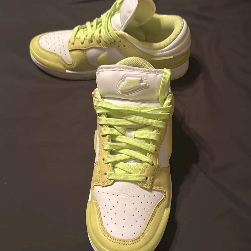 Nike Dunks - Picture 2 of 2